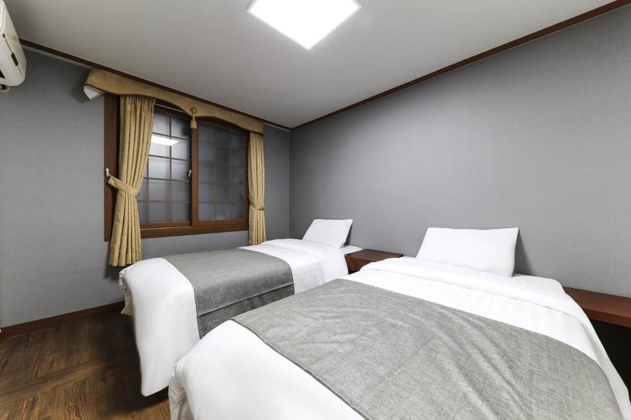 Major Hotel Jeju Exteriör bild