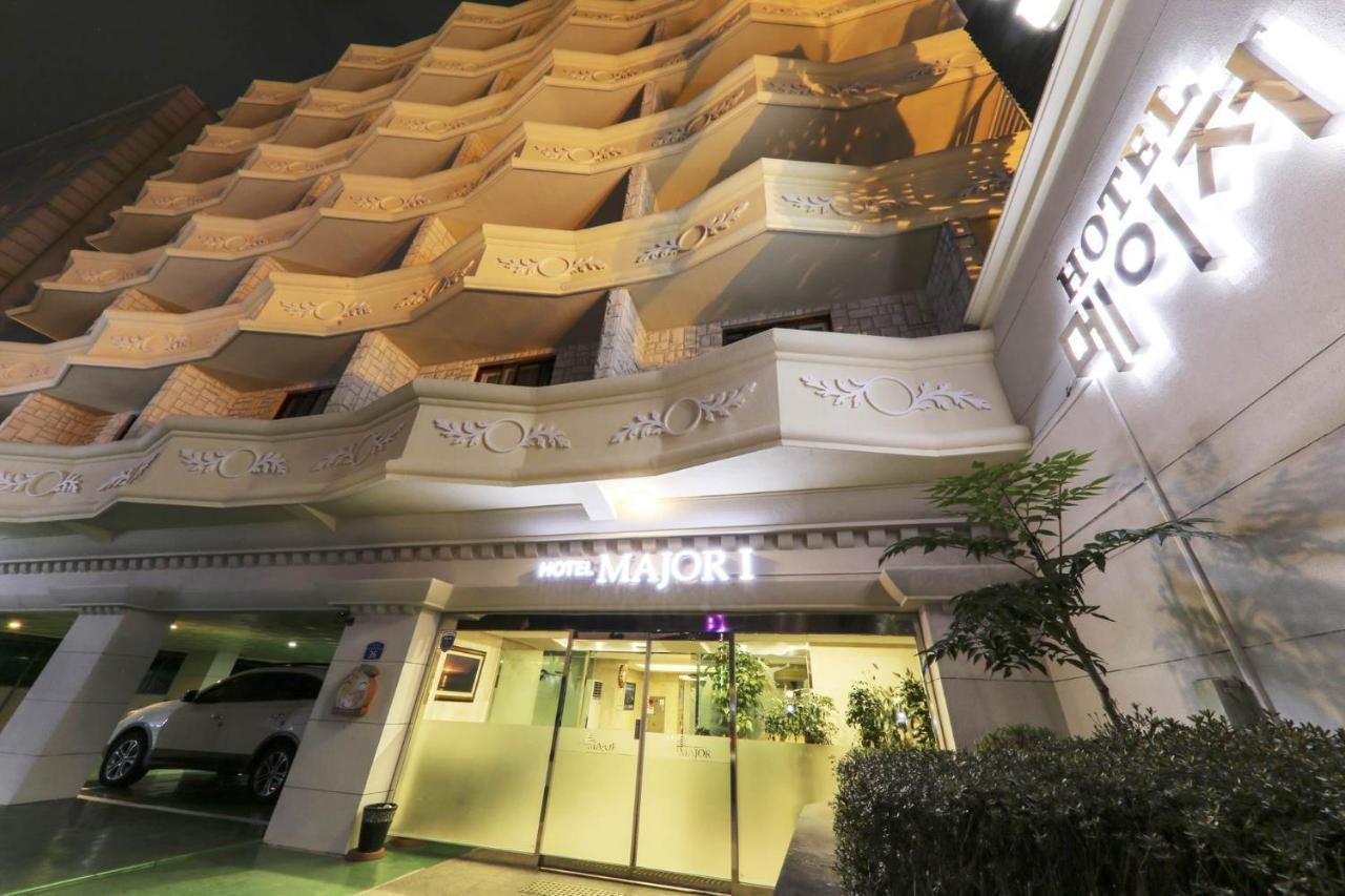 Major Hotel Jeju Exteriör bild