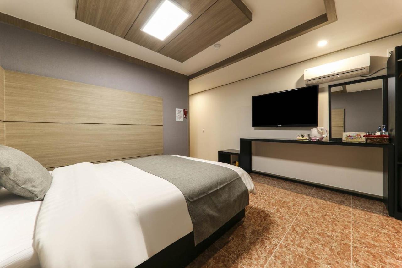 Major Hotel Jeju Exteriör bild